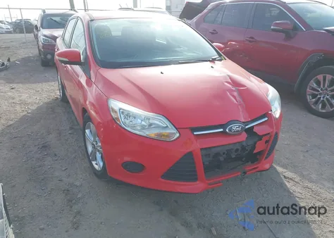 2014 Ford Focus Se z USA, uszkodzony, nr VIN 1FADP3F21EL184237